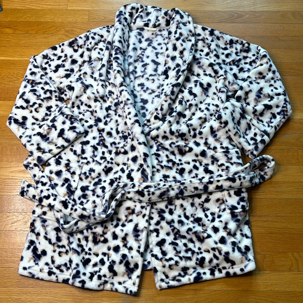 Soma Robe